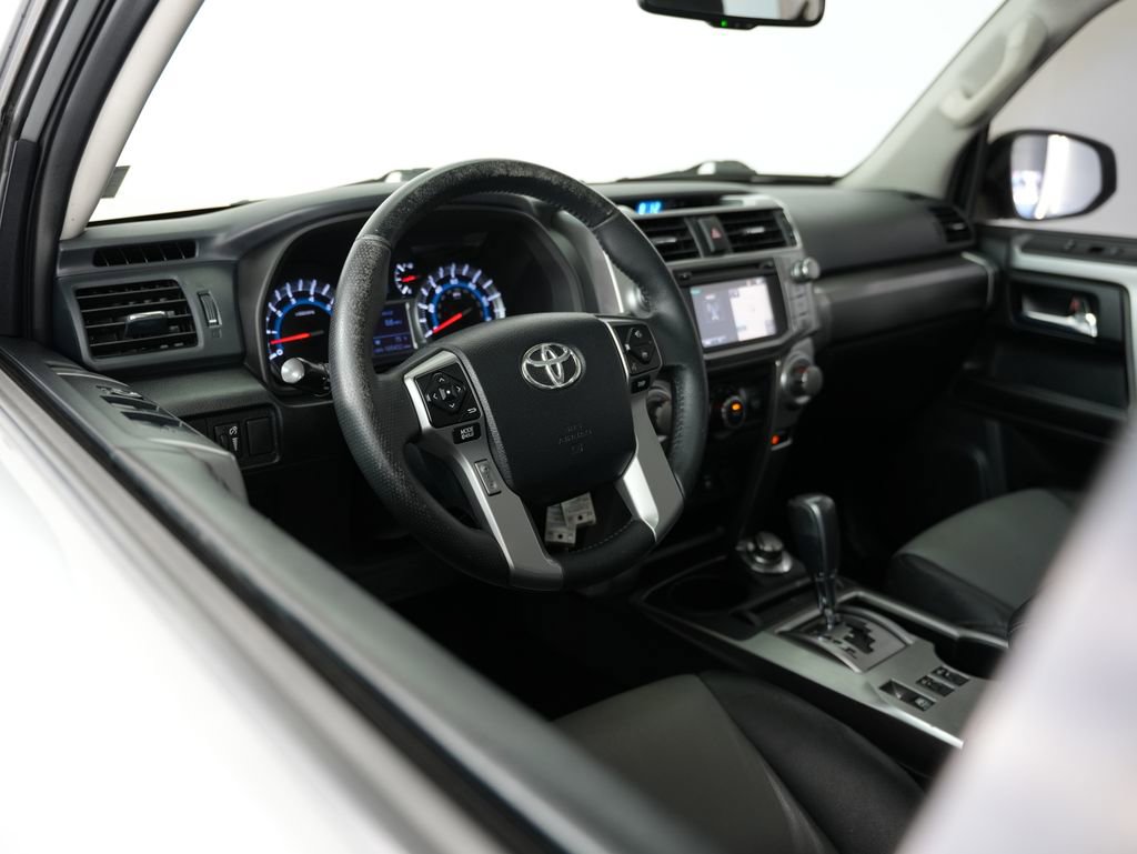 Used 2014 Toyota 4Runner SR5 Premium AWD/4WD image 6