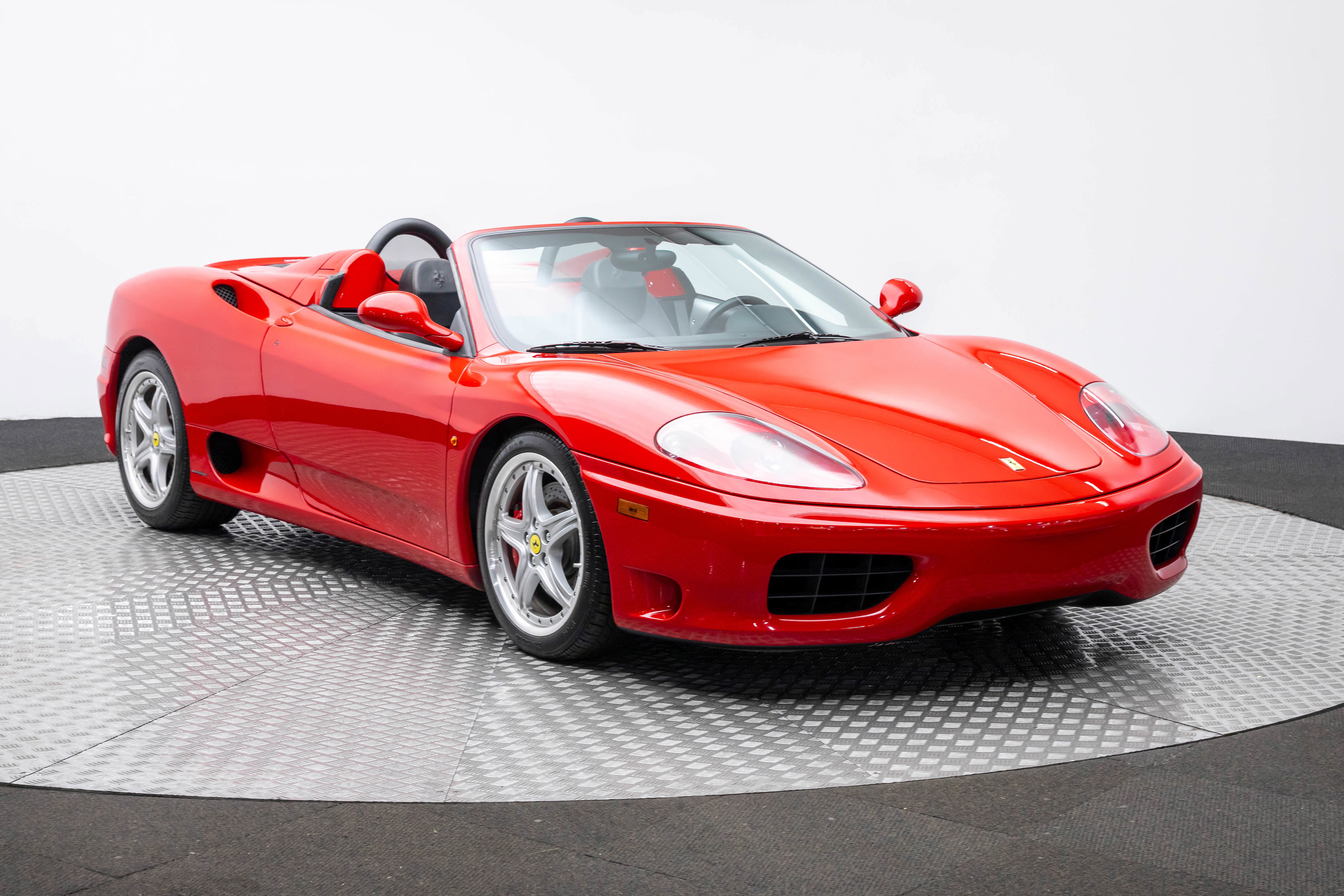 Used 2004 Ferrari 360 Spider image 11