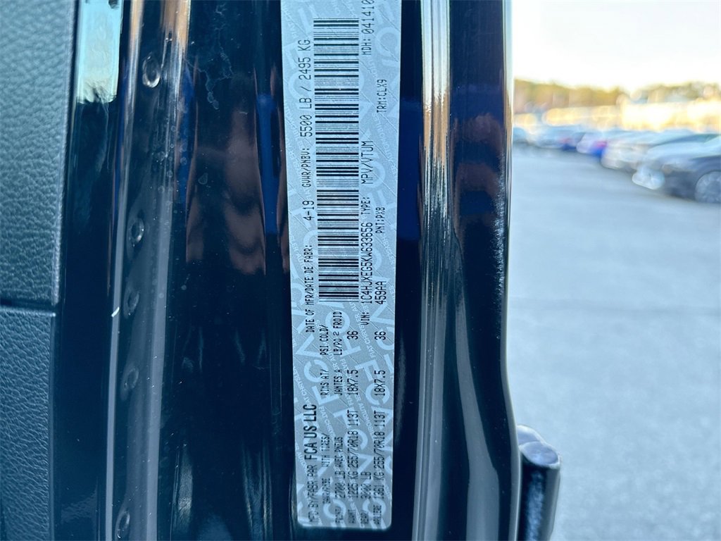 Used 2019 Jeep Wrangler Unlimited Sahara w/ Uconnect 4C Nav & Sound Group image 26