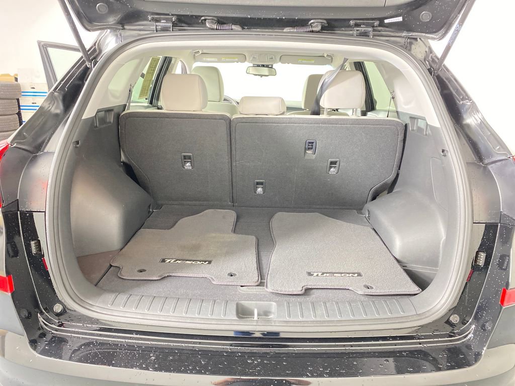 Used 2021 Hyundai Tucson SEL w/ Cargo Package image 28
