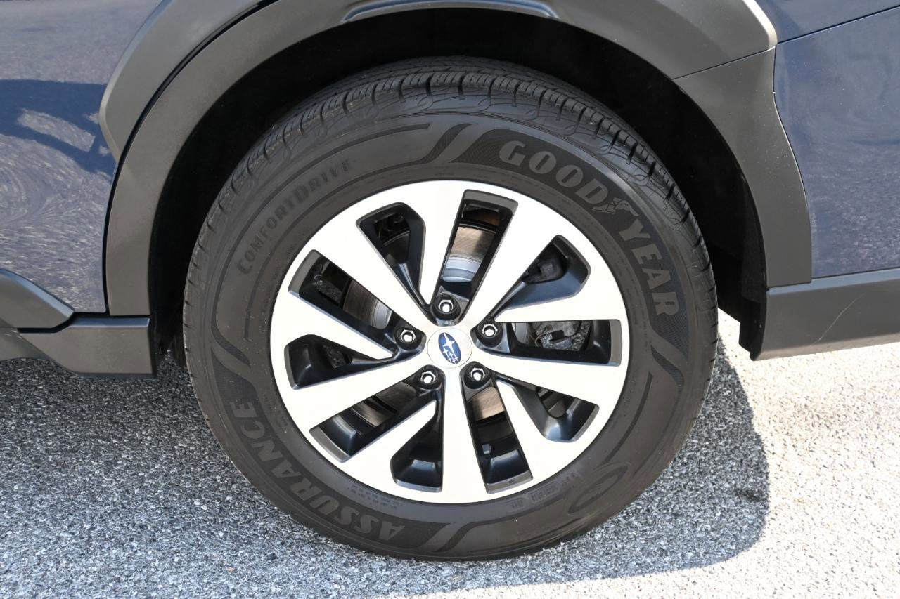 Used 2023 Subaru Outback Premium AWD/4WD image 23