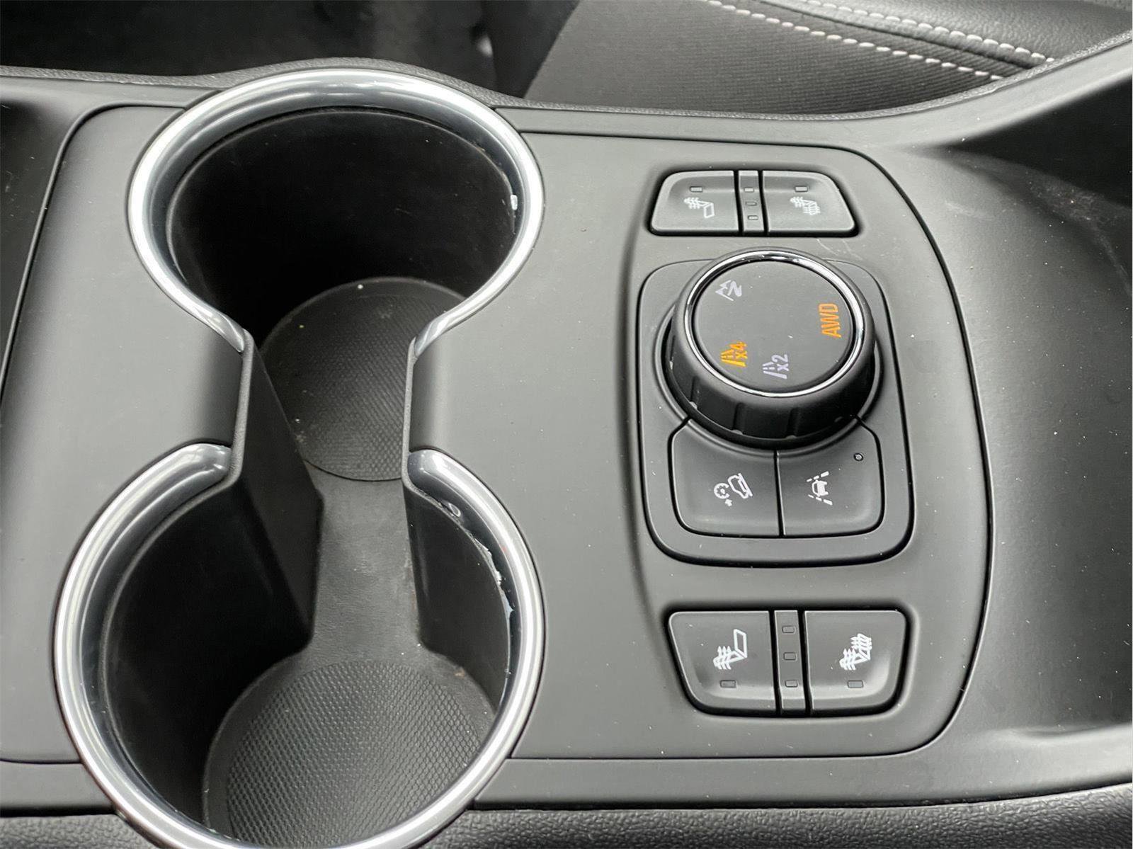 Used 2022 GMC Terrain SLT image 31