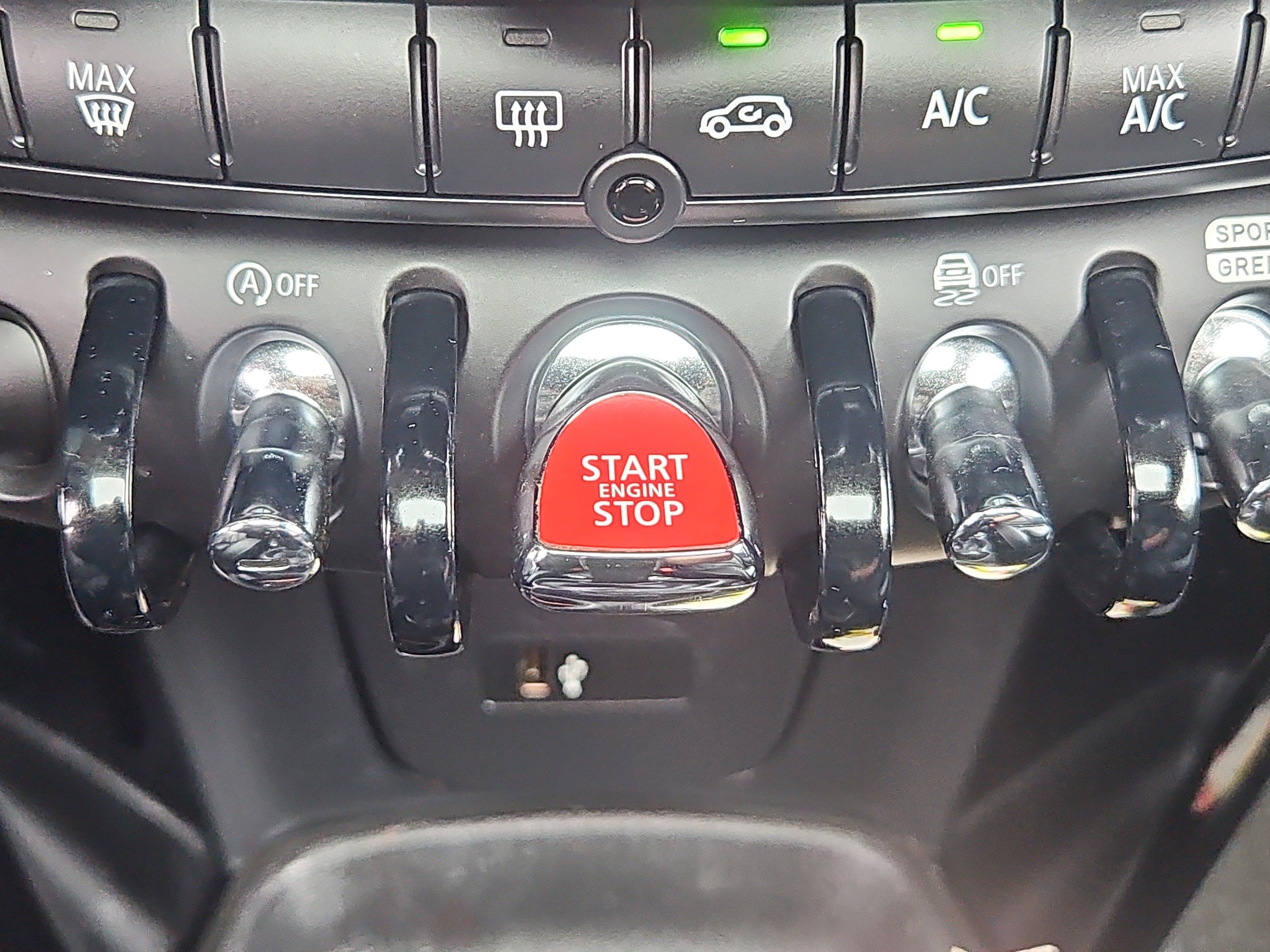 Used 2023 MINI Cooper S FWD image 15