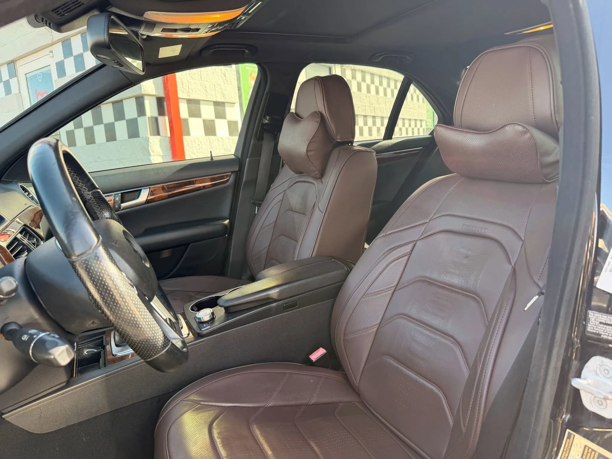 Used 2012 Mercedes-Benz C 250 Sedan image 11