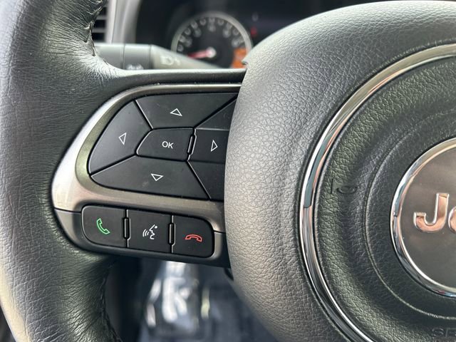 Used 2022 Jeep Renegade Limited image 12