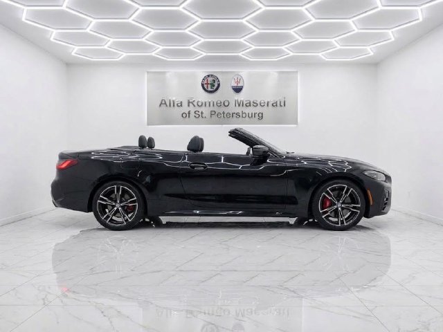 Used 2023 BMW M440i Convertible w/ Premium Package RWD image 3