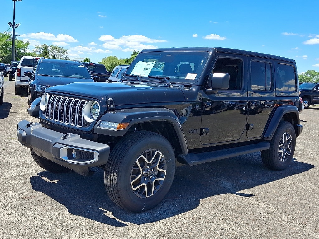 New 2026 Jeep Wrangler Unlimited Sahara w/ Safety Group AWD/4WD image 4