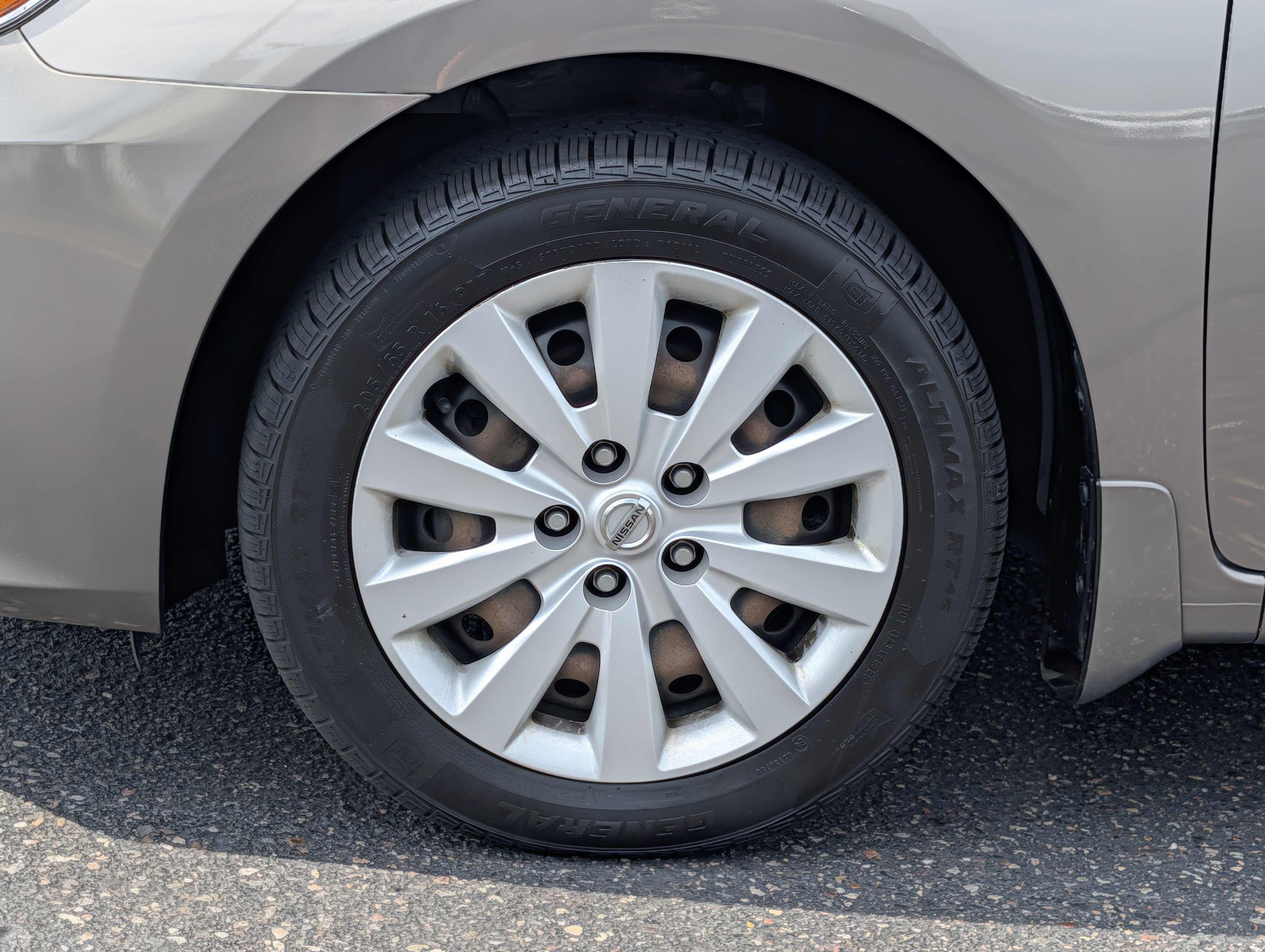Used 2017 Nissan Sentra SV w/ All Weather Package FWD image 15