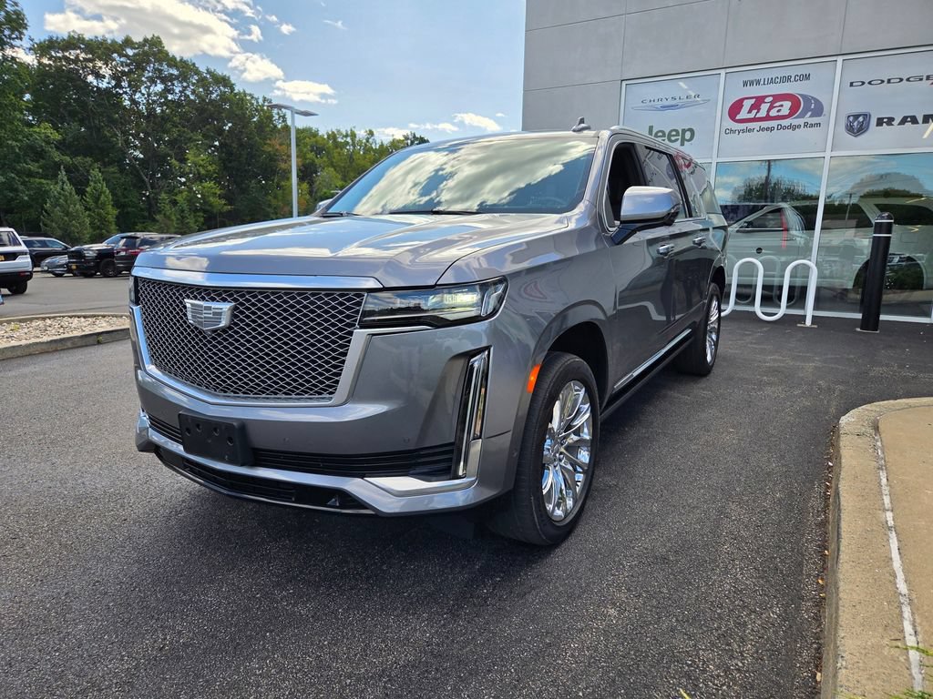 Used 2022 Cadillac Escalade ESV Premium Luxury Platinum w/ LPO, Radiant Package AWD/4WD image 8