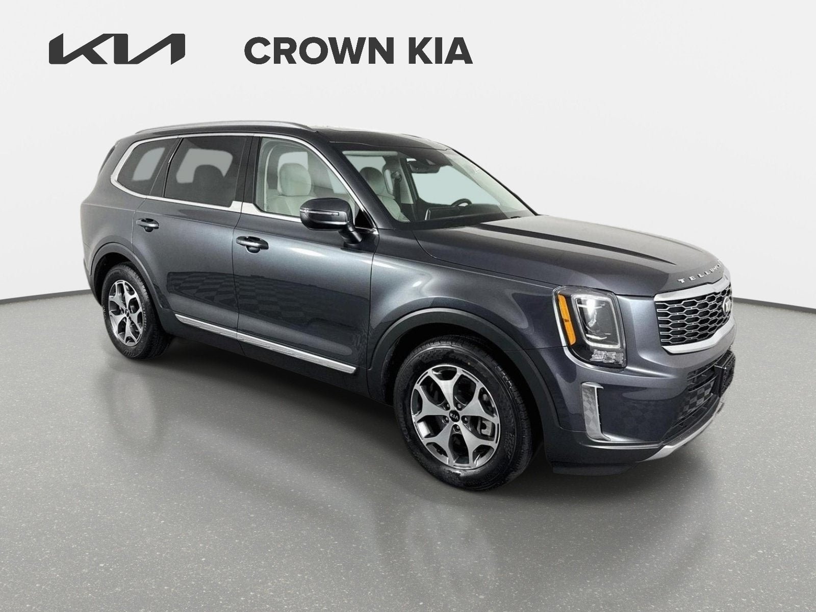 Used 2020 Kia Telluride EX w/ Towing Package FWD image 3