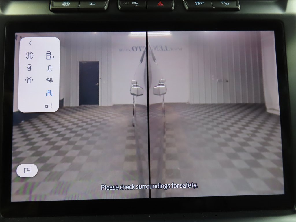 Used 2024 Ford F250 Platinum image 20