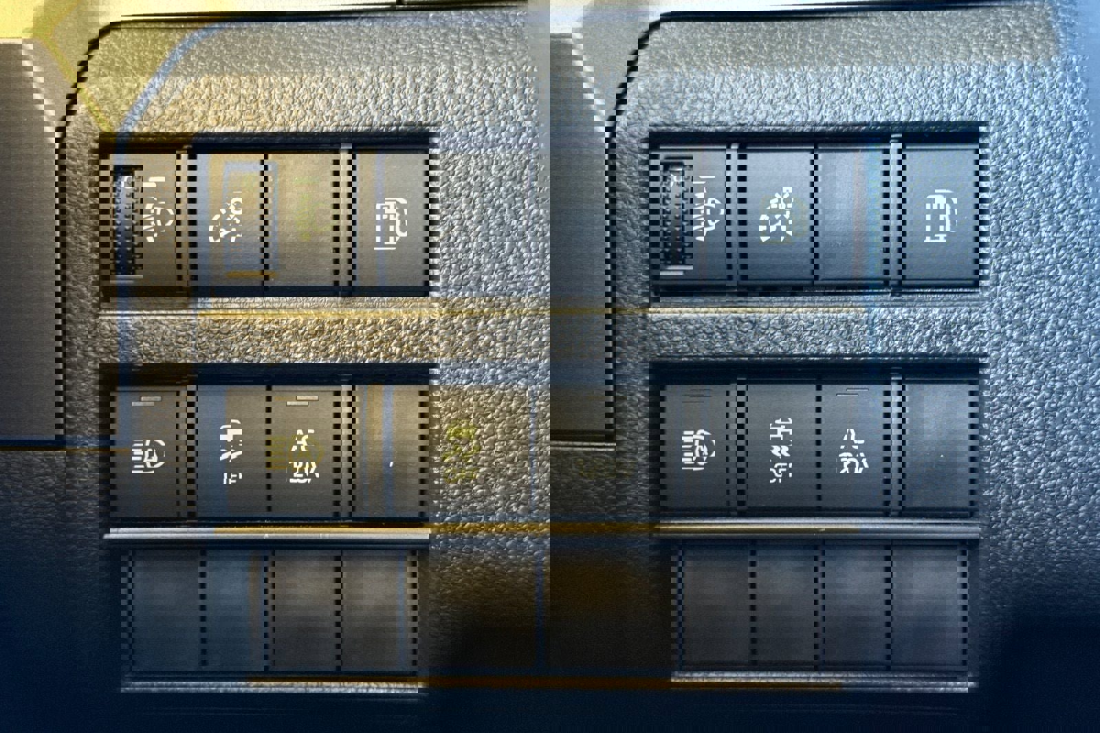 New 2025 Toyota Tacoma TRD Off-Road image 29