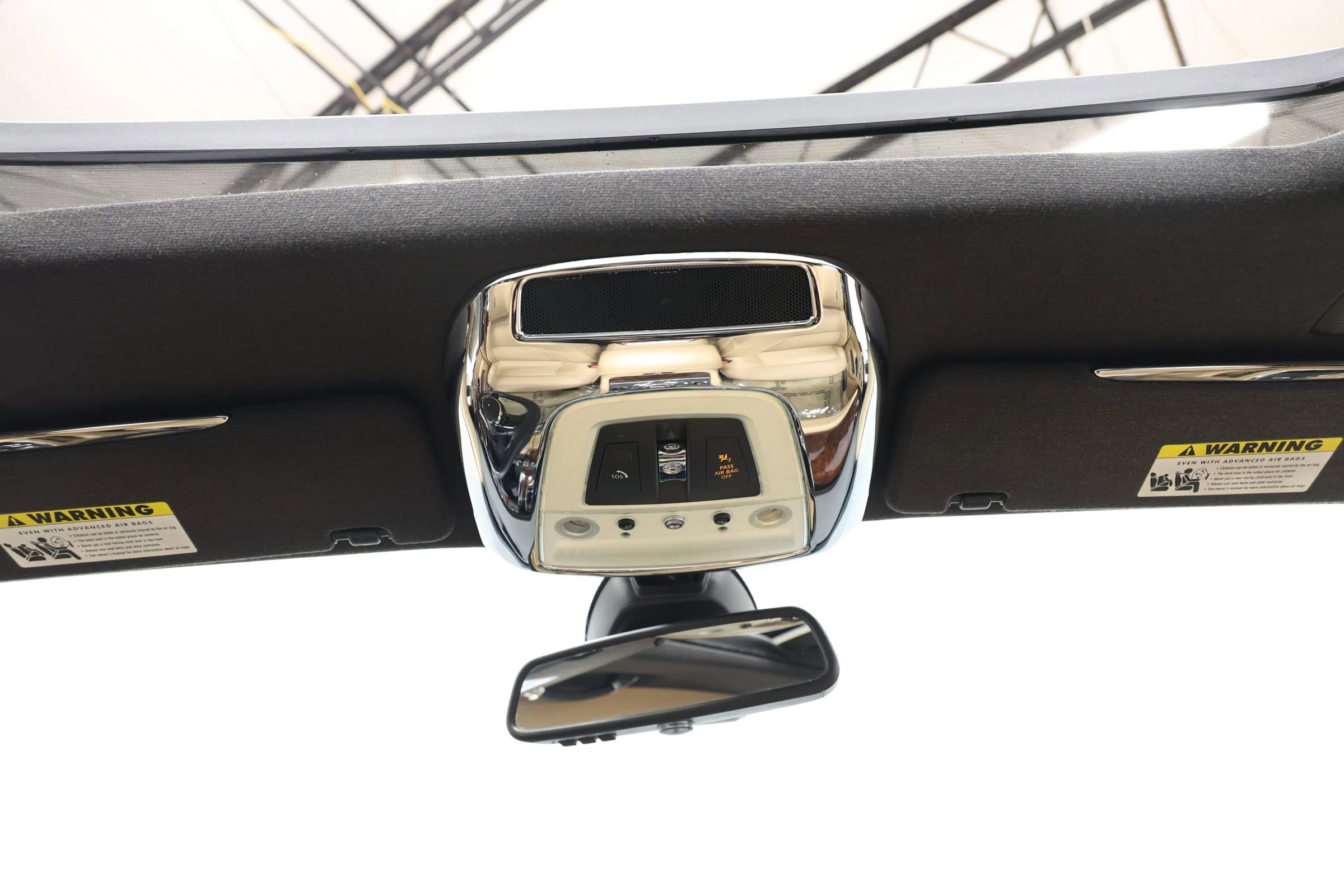 Used 2011 Rolls-Royce Ghost image 48