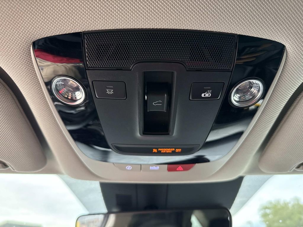 Used 2023 Kia Sorento SX image 44