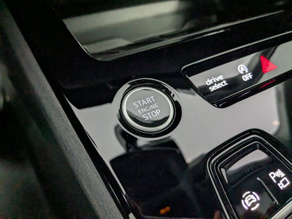 Used 2025 Audi A5 2.0T Premium Plus Sedan w/ Premium Plus image 27