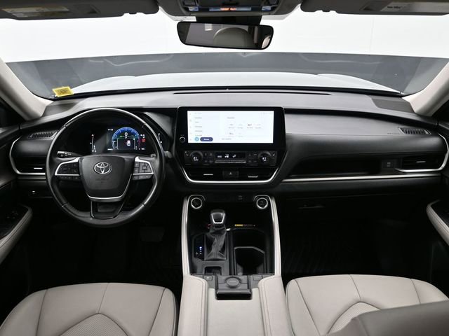 Certified 2024 Toyota Grand Highlander XLE image 27