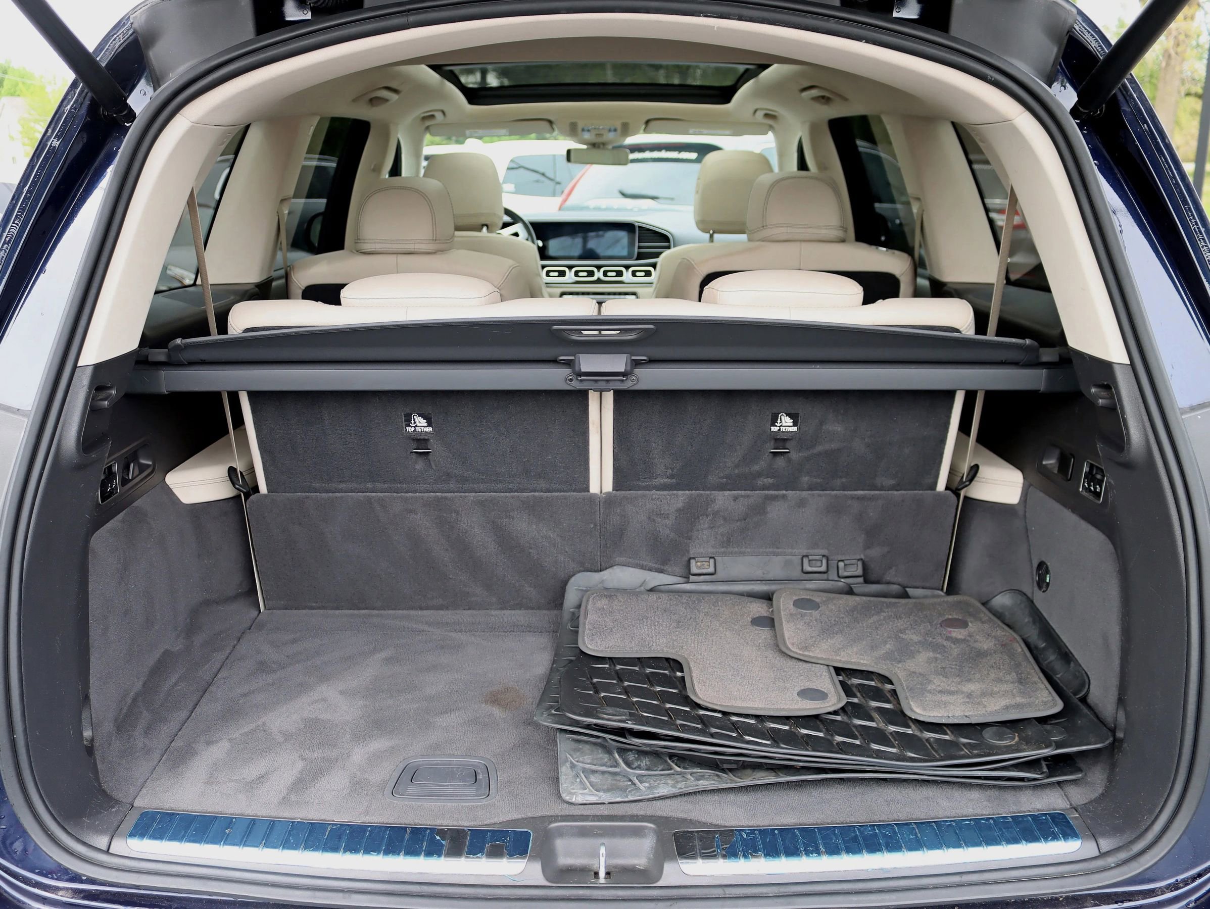 Used 2020 Mercedes-Benz GLS 450 4MATIC image 45