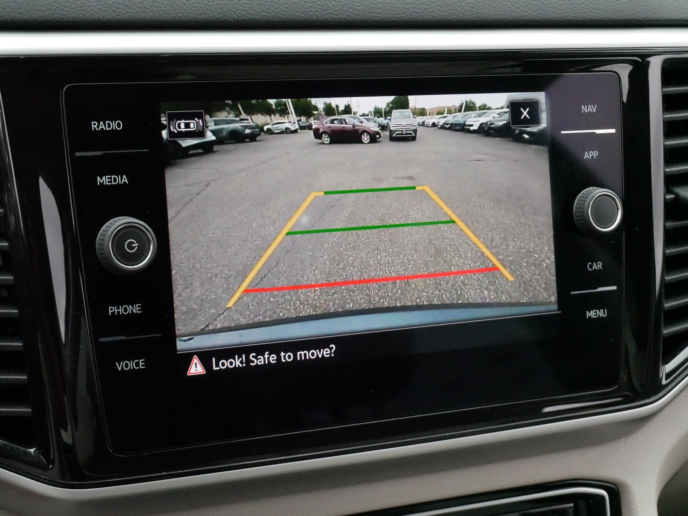 Certified 2023 Volkswagen Atlas SEL AWD/4WD image 32