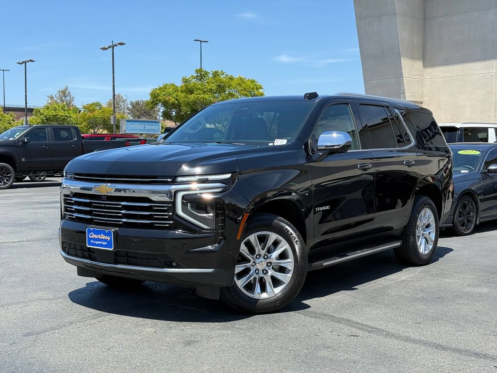 Used 2025 Chevrolet Tahoe Premier AWD/4WD image 2