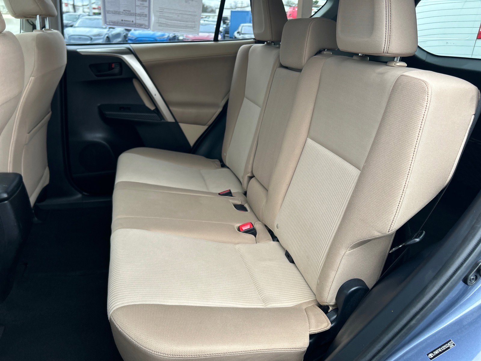 Used 2013 Toyota RAV4 XLE image 10