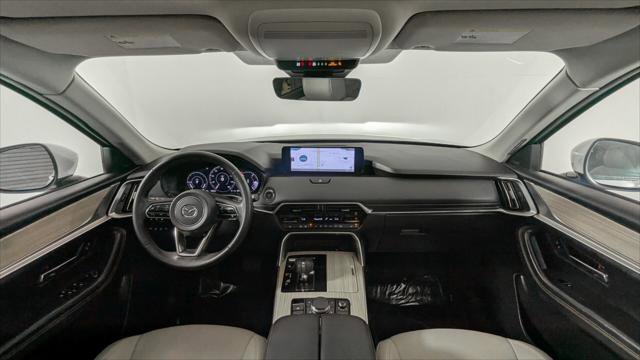 Used 2024 MAZDA CX-90 Plug-In Hybrid w/ Premium Pkg image 29