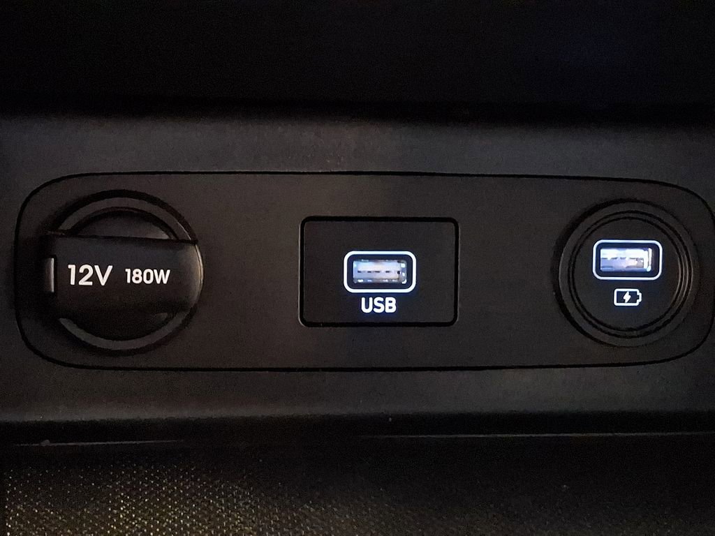 Used 2022 Hyundai Sonata SEL w/ Winter Weather Package image 23