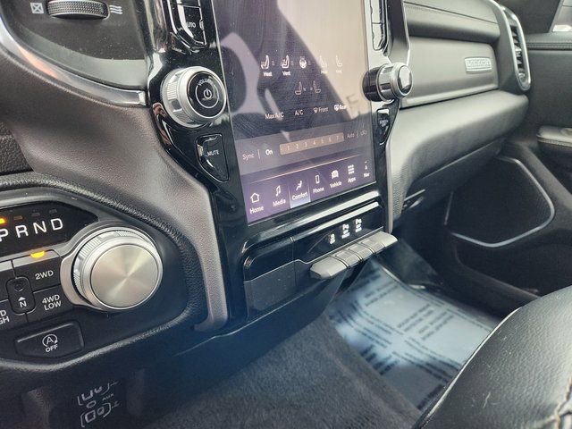 Used 2025 RAM 1500 Laramie image 18