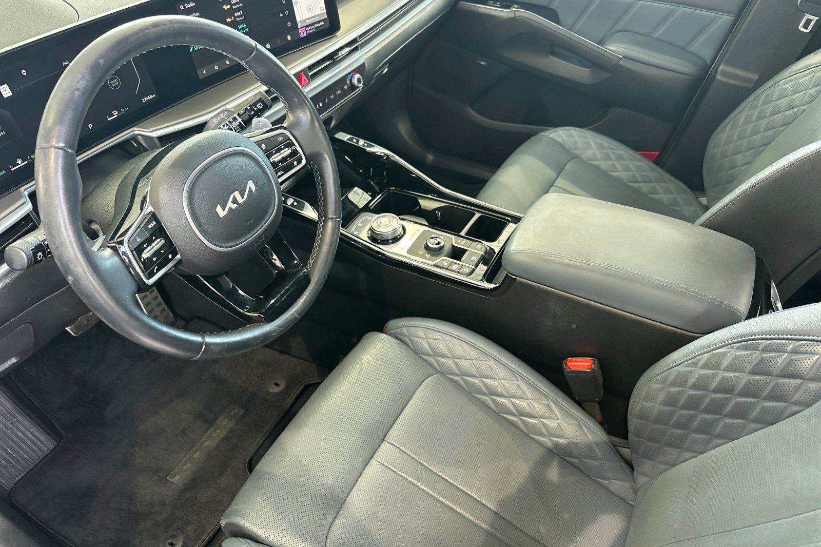 Used 2025 Kia Sorento SX Prestige AWD/4WD image 11