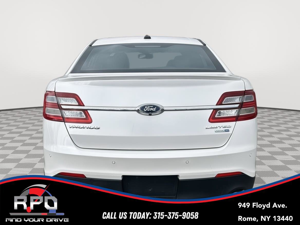 Used 2018 Ford Taurus Limited AWD/4WD image 4