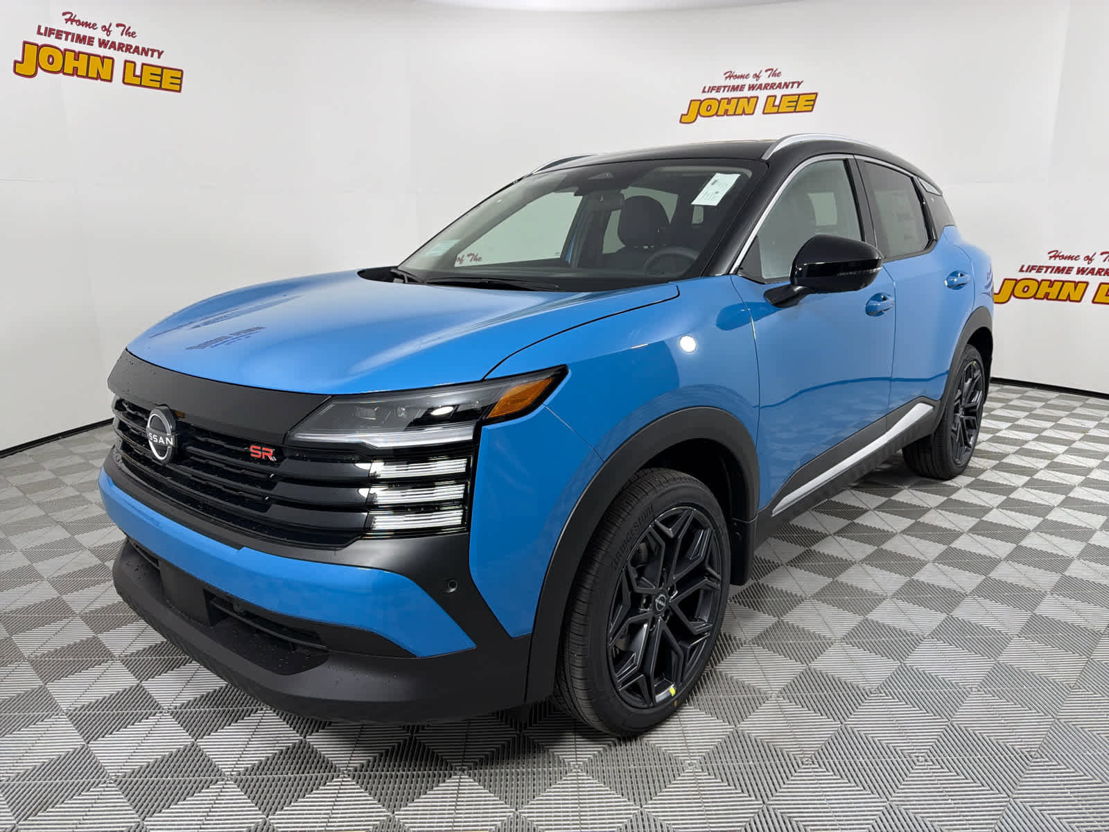 New 2026 Nissan Kicks SR w/ SR Premium Package