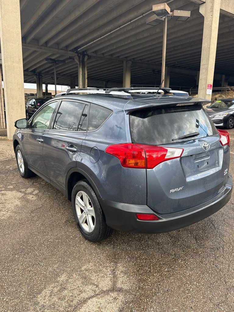 Used 2013 Toyota RAV4 XLE image 8
