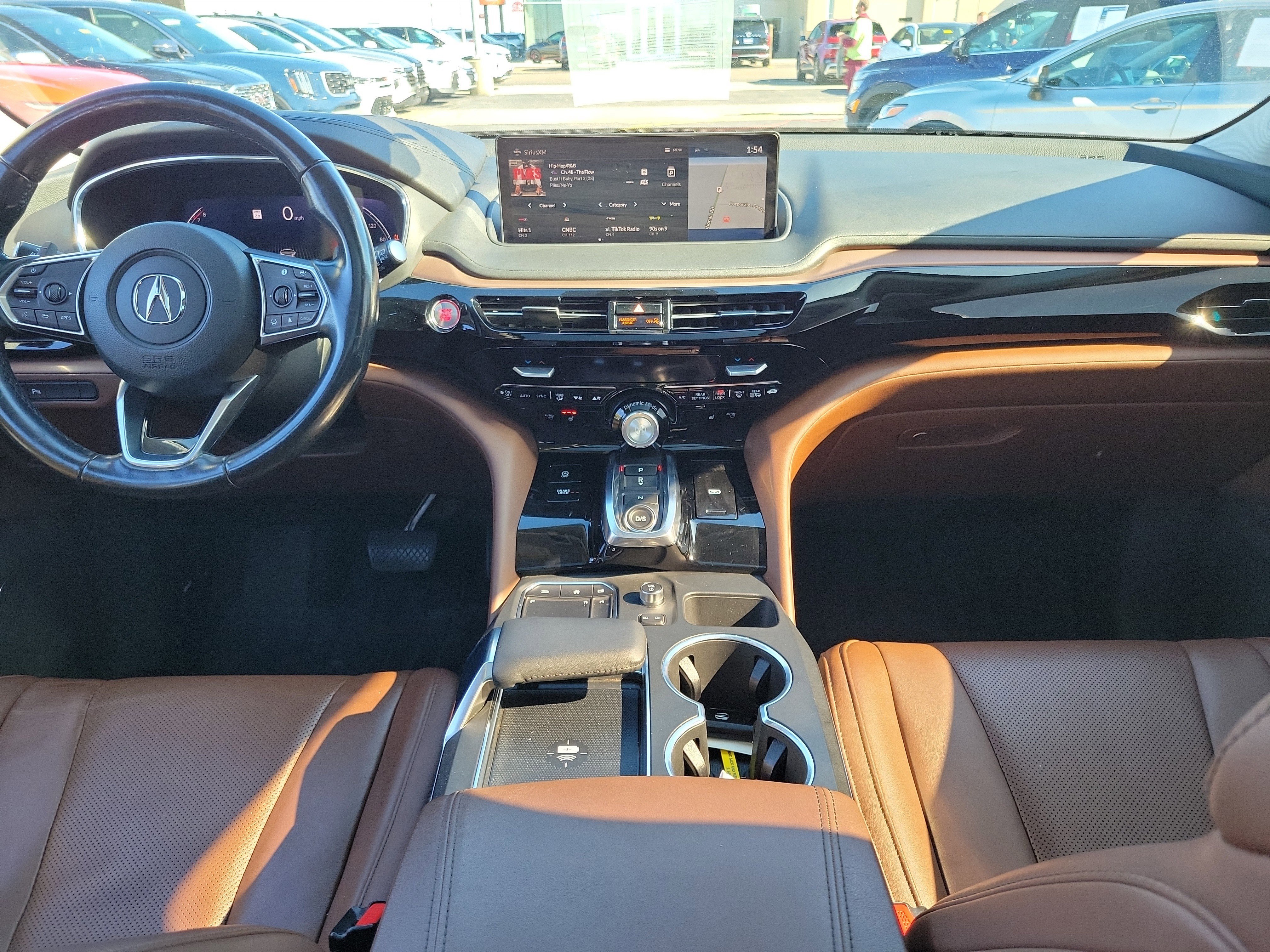 Used 2022 Acura MDX SH-AWD w/ Technology Package image 9