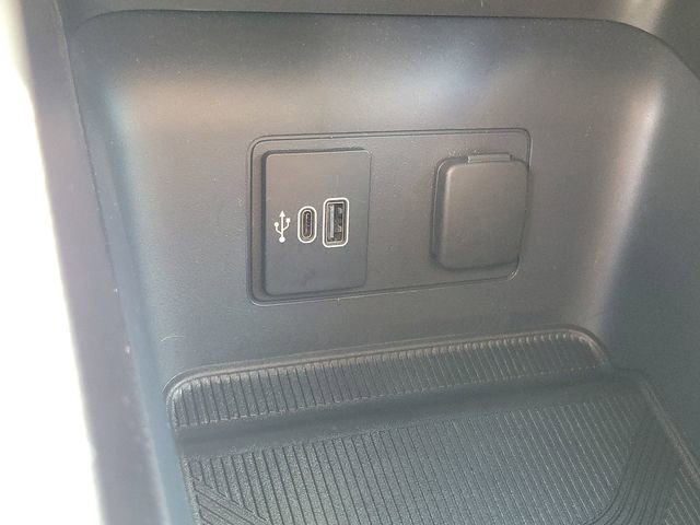 Used 2026 Ford Explorer Active image 10