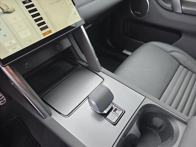 New 2026 Land Rover Discovery Sport Landmark AWD/4WD image 25