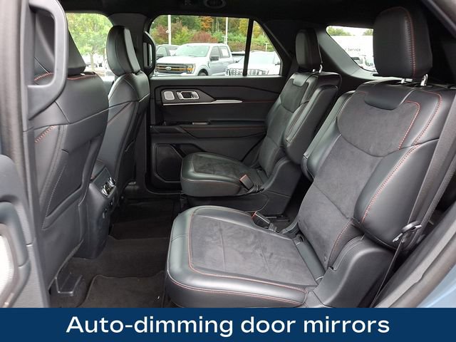 Used 2025 Ford Explorer ST image 12