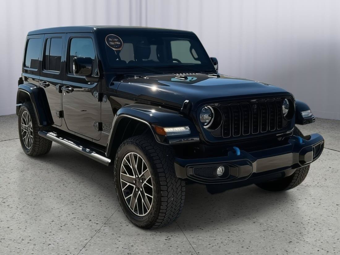 Used 2024 Jeep Wrangler High Altitude AWD/4WD image 7