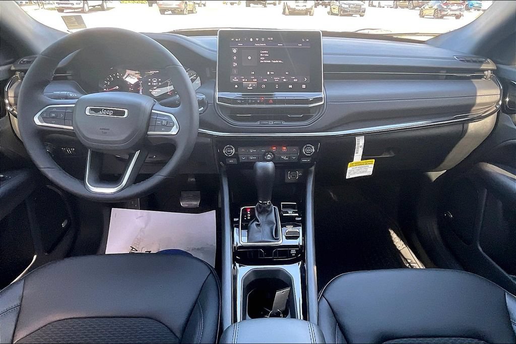 New 2025 Jeep Compass Latitude w/ Sun & Sound Group AWD/4WD image 5