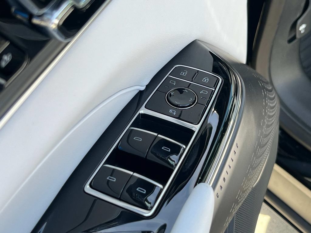 New 2026 Cadillac Lyriq Sport AWD/4WD image 21