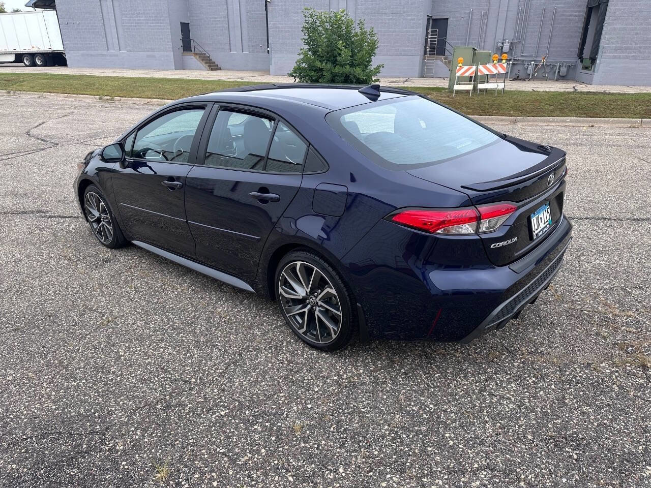 Used 2022 Toyota Corolla SE image 5