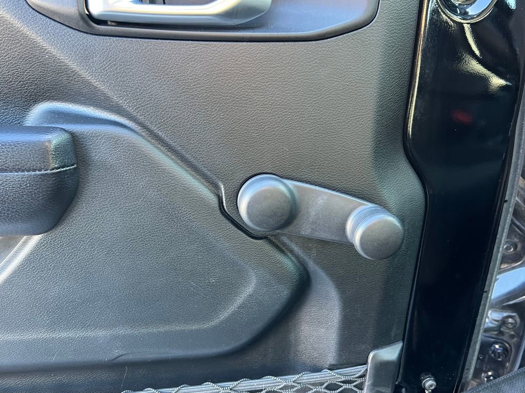 Used 2019 Jeep Wrangler Unlimited Sport image 22