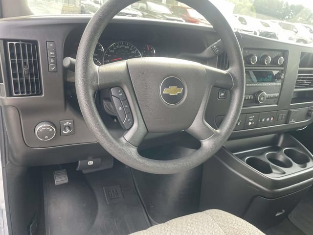 Used 2025 Chevrolet Express 3500 LT w/ LT Preferred Equipment Group RWD image 14