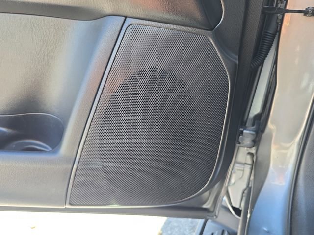Used 2024 Nissan Armada SL w/ Captain's Chairs Package RWD image 18
