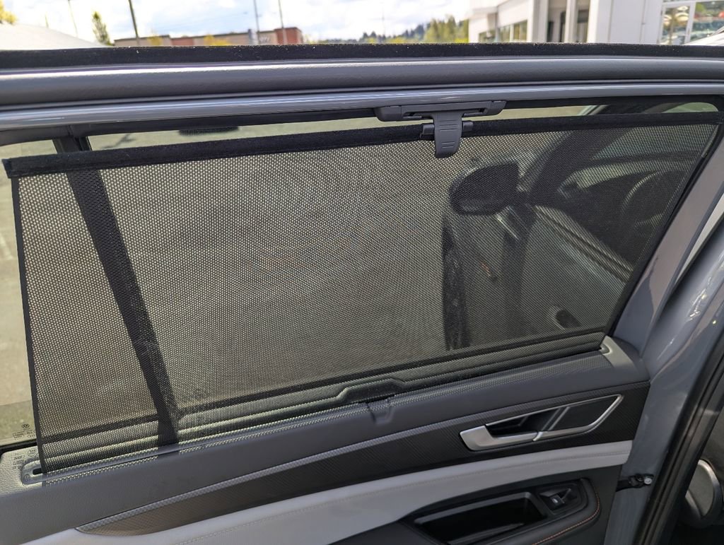 Used 2025 Volkswagen Atlas Peak Edition SE image 29