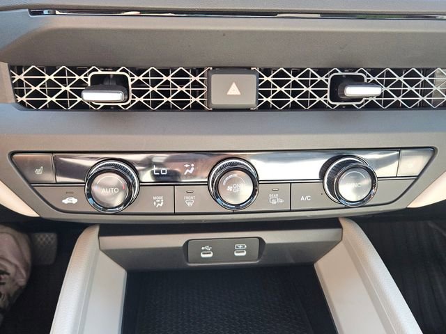 Certified 2025 Honda Accord SE image 20