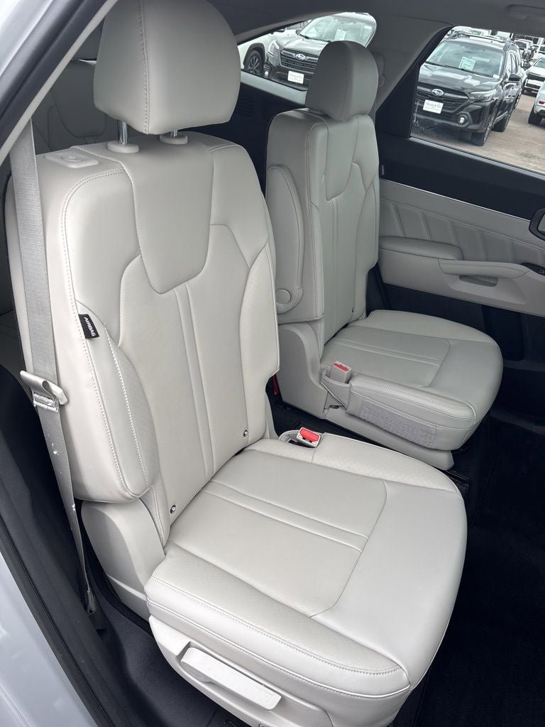 Used 2025 Kia Sorento SX AWD/4WD image 31