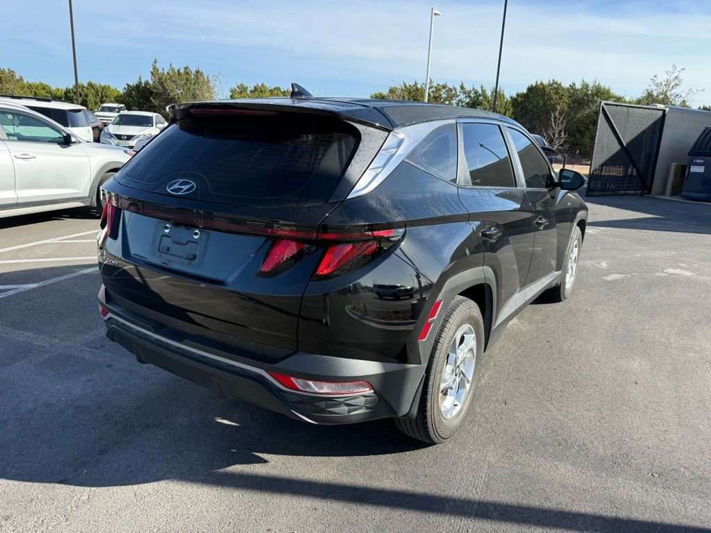 Certified 2023 Hyundai Tucson SE image 4
