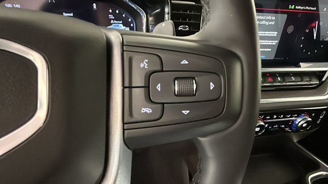 Used 2023 GMC Sierra 1500 SLT w/ SLT Convenience Package AWD/4WD image 16