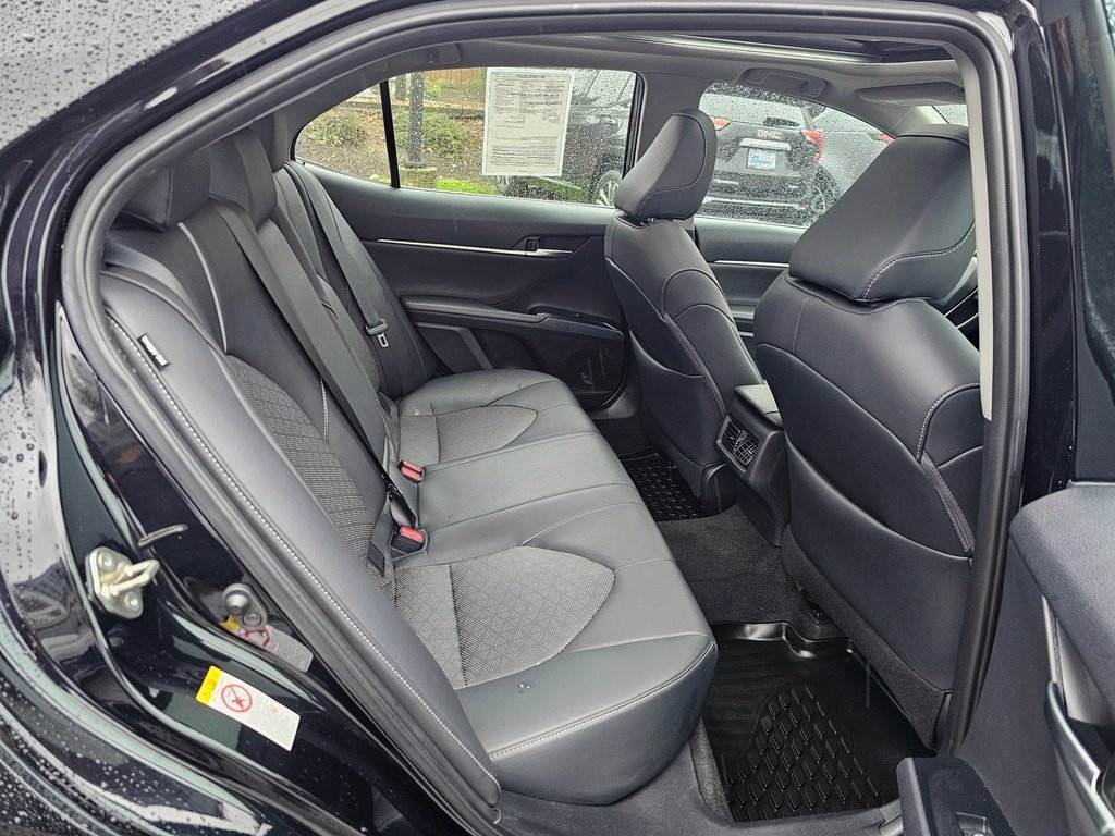 Used 2019 Toyota Camry XSE image 27