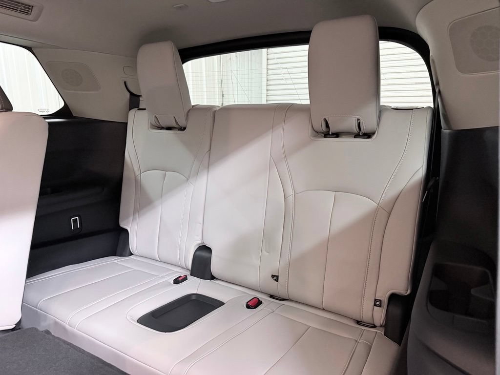 New 2027 INFINITI QX60 Luxe FWD image 37