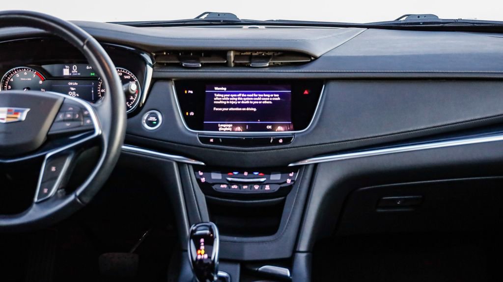 Used 2024 Cadillac XT5 Premium Luxury image 16